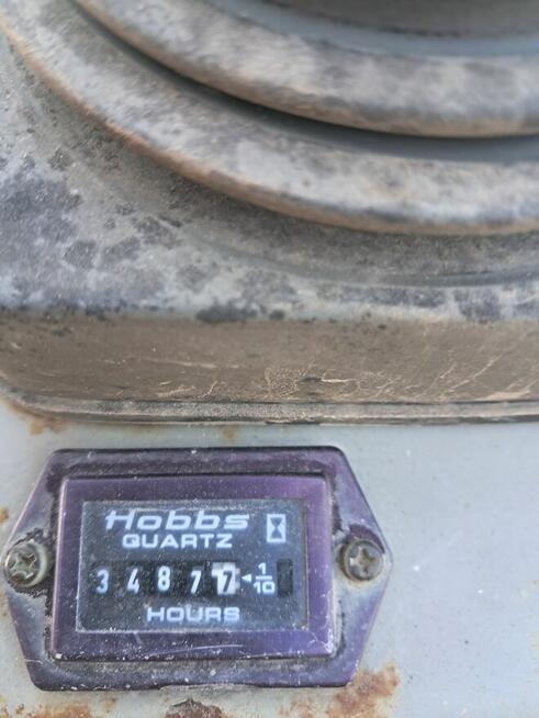 Minikoparka yanmar b08