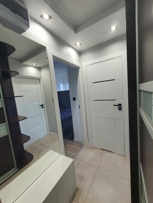 Mieszkanie dwustronne, 2 pokojowe, kuchnia osobno