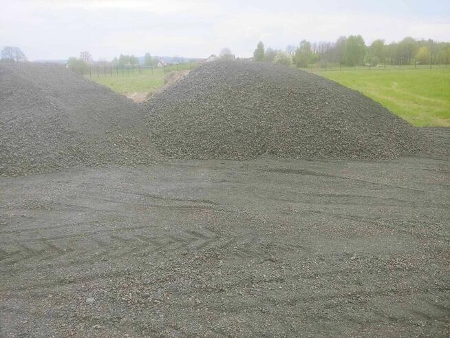 Kruszywa drogowe -grys żwir kamień tłuczeń piach