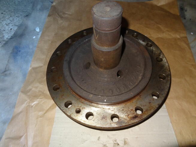 Mieszarka przekładnia reduktor Bt1000 B100 koło piasta Zremb