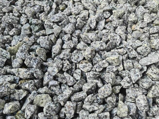 Kamień ogrodowy - Grys granitowy Dalmatyńczyk 8-16 / 16-22 H