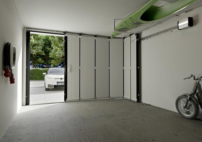 Brama garażowa segmentowa przesuwna HST 42 Hormann