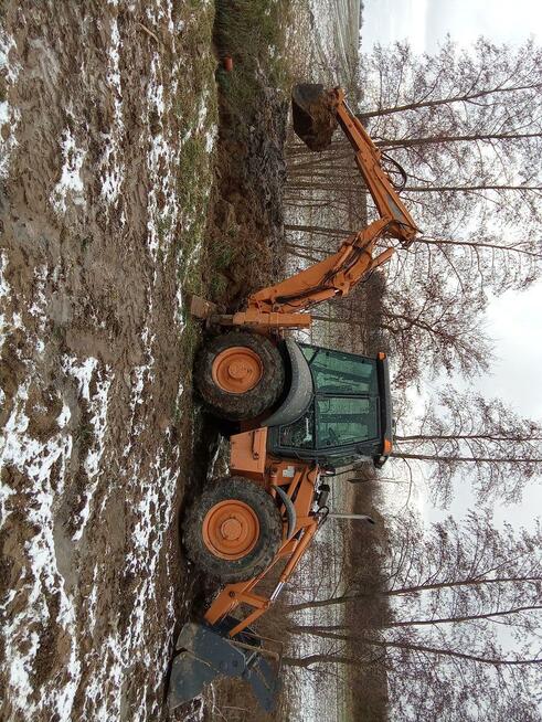 Koparko-ładowarka case