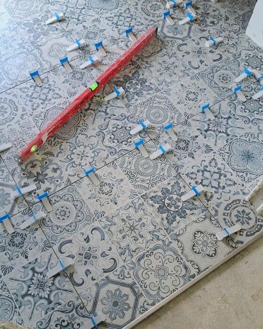 Remonty Łazienek, Wykończenia Łazienek, Usługi Glazurnicze,