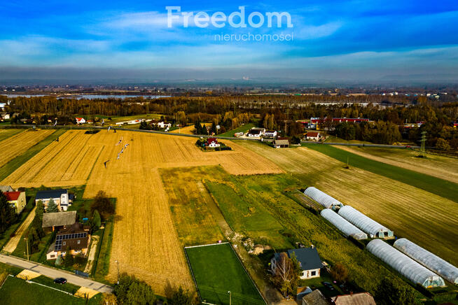 Działka budowlana 1000m2 w Monowicach.