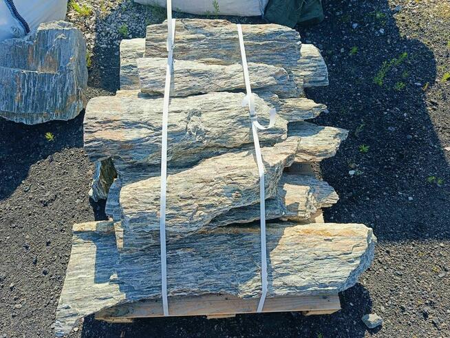 Szpilki Gnejsowe - kamienie ogrodowe /kora kamienna 50-90/70