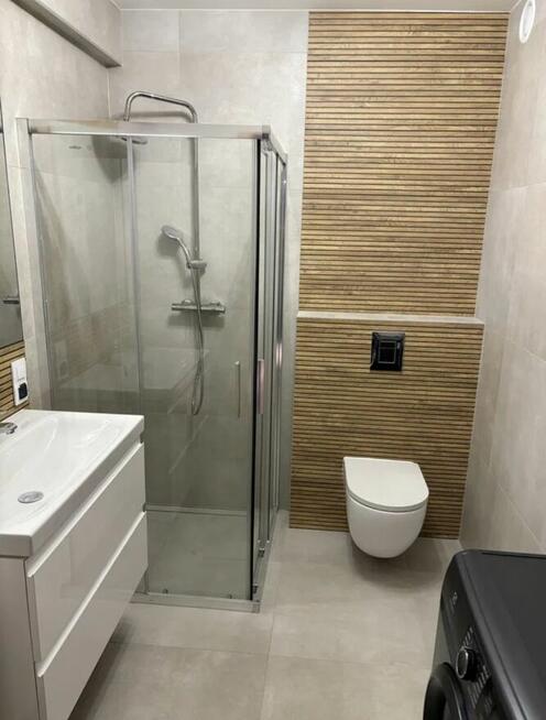 Usługi Glazurnicze, Wykończenia Łazienek, Remonty Łazienek