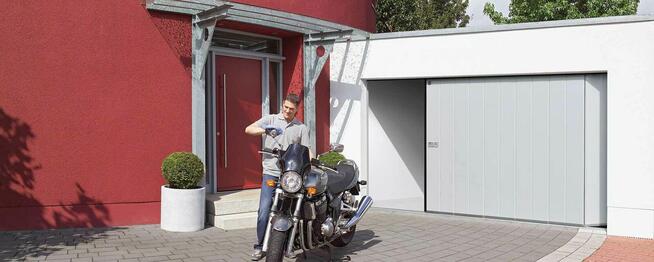 Brama garażowa segmentowa przesuwna HST 42 Hormann