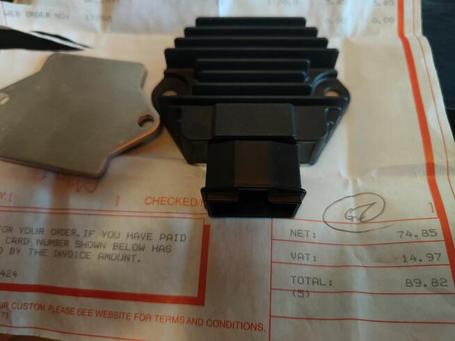 Regulator napięcia Honda CBR1100XX