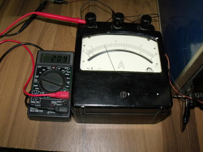 Analogowy Amperomierz TLEM 20A