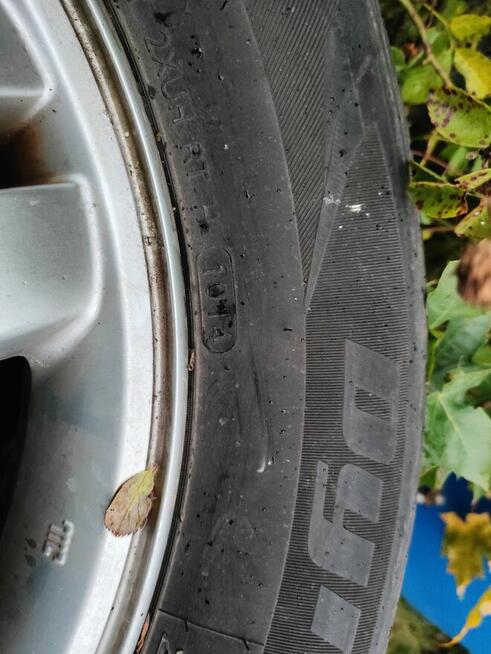 Sprzedam felgi z oponami Hyundai Tucson 2008