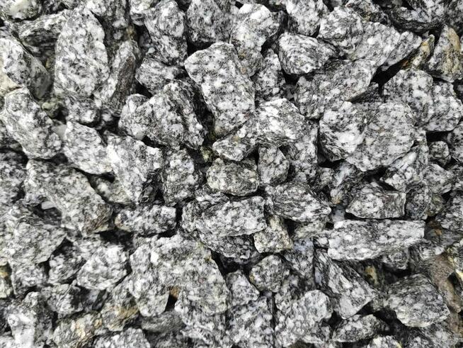 Kamień ozdobny GRYS SJENITOWY GRANODIORYT ciemno-szary - 16-