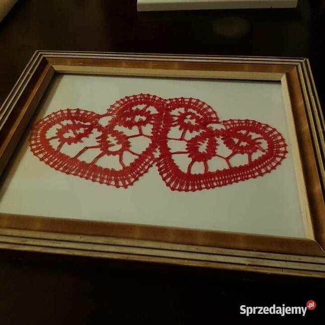 Arcydzieła wykonane metodą koronki klockowej i na szydełku
