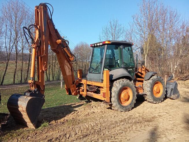 Koparko-ładowarka case