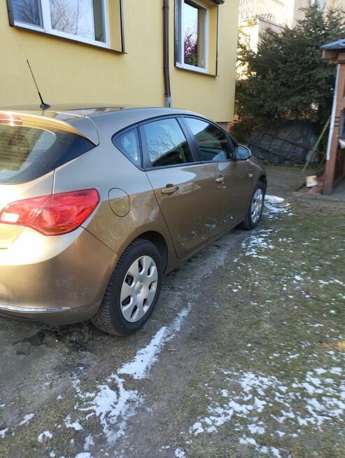 Opel Astra J