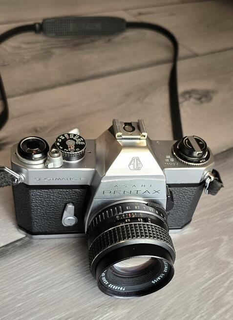 Aparat fotograficzny analogowy Pentax Asahi