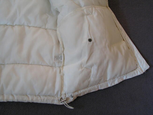 Pikowana, puchata kurtka z wysoką stójką, ecri, rozm 42