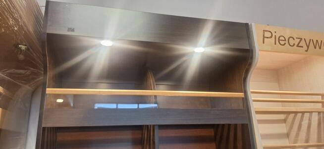 Regał piekarniczy regały piekarnicze meble sklepowe na piecz