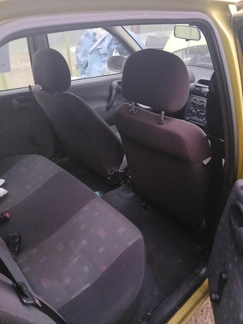 Sprzedam auto opel corsa