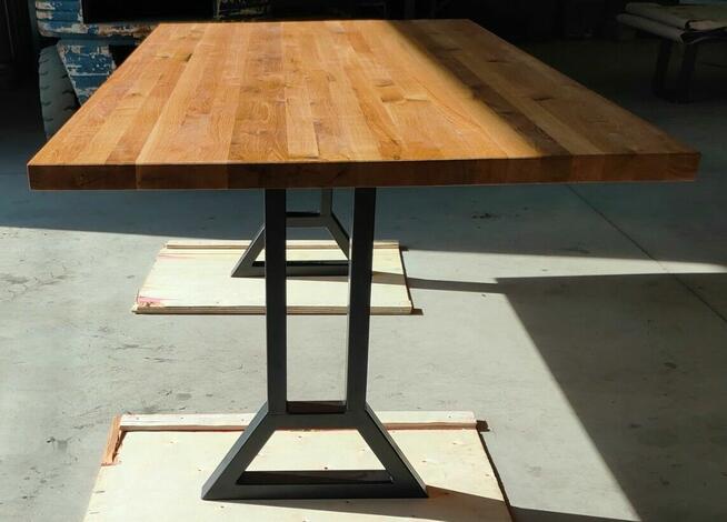 stół dębowy stelaż nogi metalowe loft industrialny z sękami