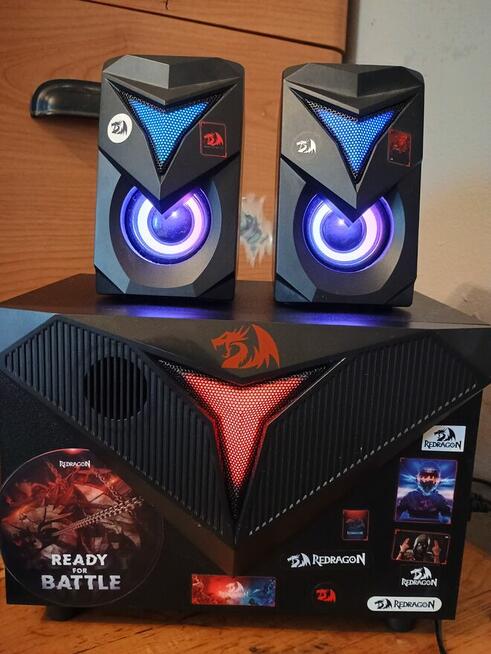 Sprzedam laptopa Lenovo z głośnikami