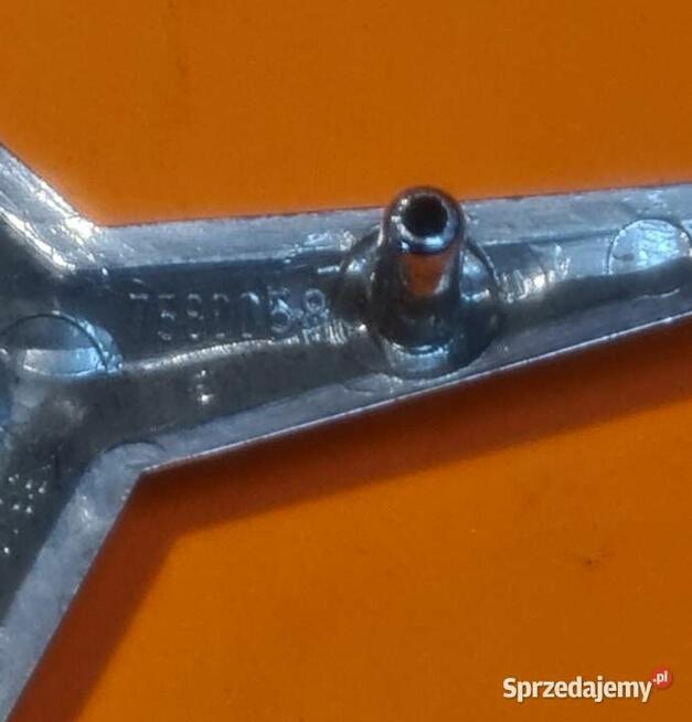 MERCEDES BENZ W123 EMBLEMAT 7580058