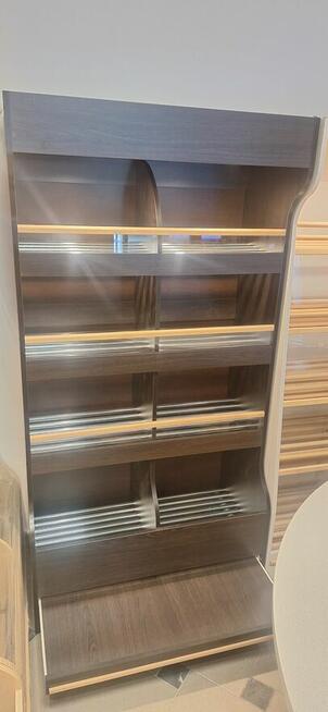 Regał piekarniczy regały piekarnicze meble sklepowe na piecz