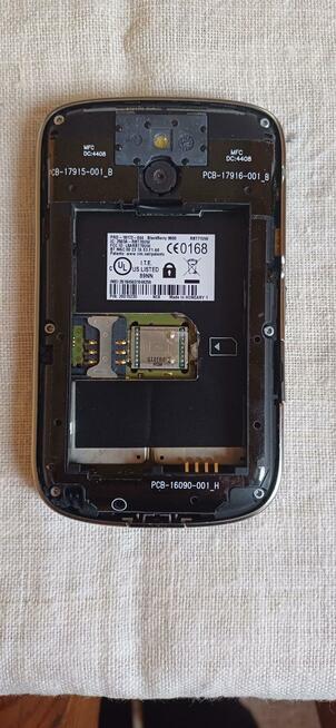 sprzedam blackberry 9000 nie porysowany ekran działa, pisze