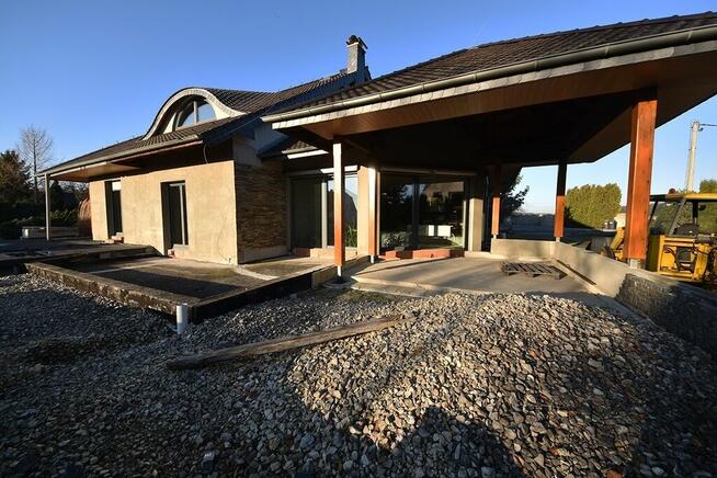 Dom na sprzedaż pow. 282 m2, dz. 39 ar Gogolin