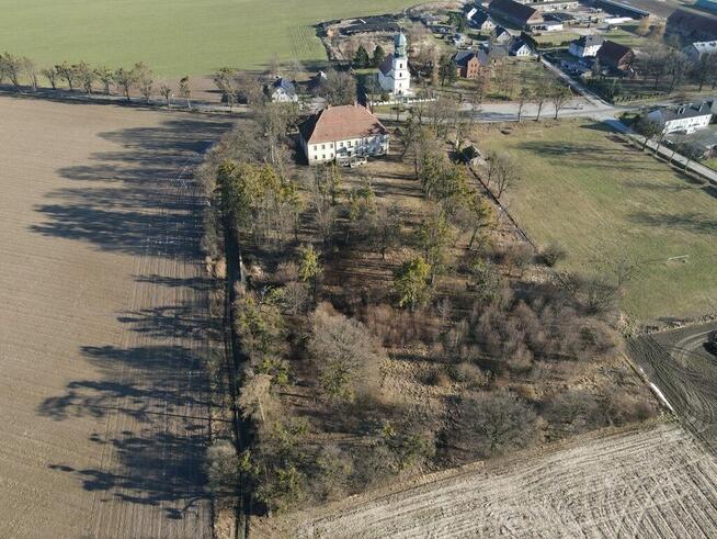 Na wynajem Barokowy Dwór Biskupice, Opolskie.