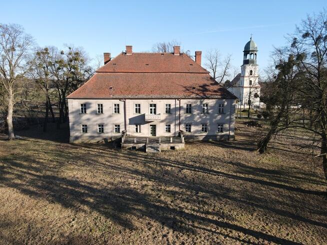 Na Sprzedaż Barokowy Dwór Biskupice, Opolskie.