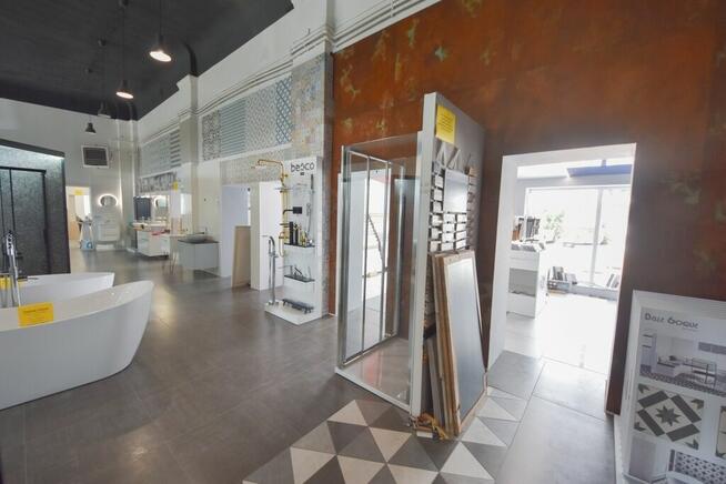 Obiekt na sprzedaż pow. 715 m2, Opole Gosławice