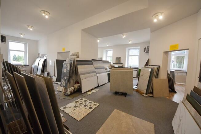 Obiekt na sprzedaż pow. 715 m2, Opole Gosławice