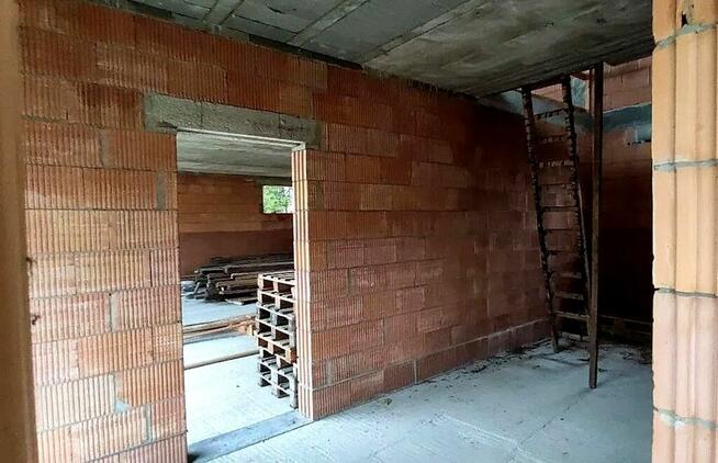 Dom sprzedaż pow. 270 m2, dz. 4,5 ar Dębie