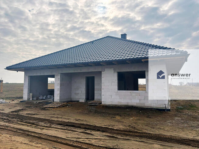 NOWOCZESNA PARTERÓWKA W LIPINIE, GM. RADWANICE