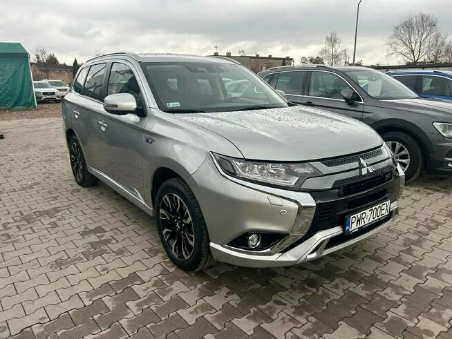 Mitsubishi Outlander Hybryda Niski przebieg zaledwie 33tys