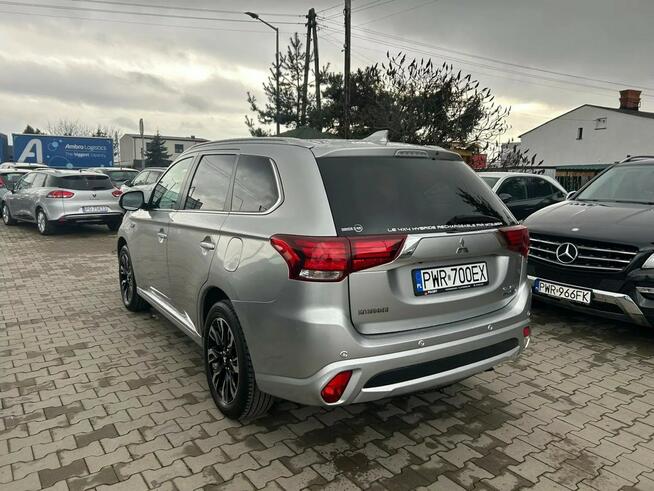 Mitsubishi Outlander Hybryda Niski przebieg zaledwie 33tys