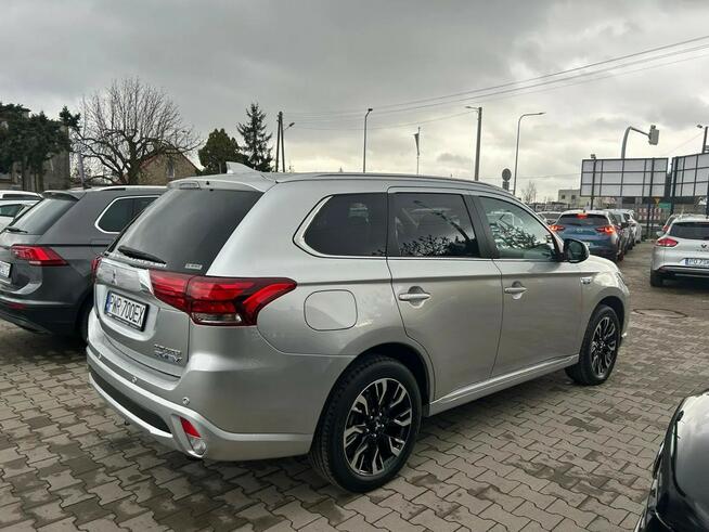 Mitsubishi Outlander Hybryda Niski przebieg zaledwie 33tys
