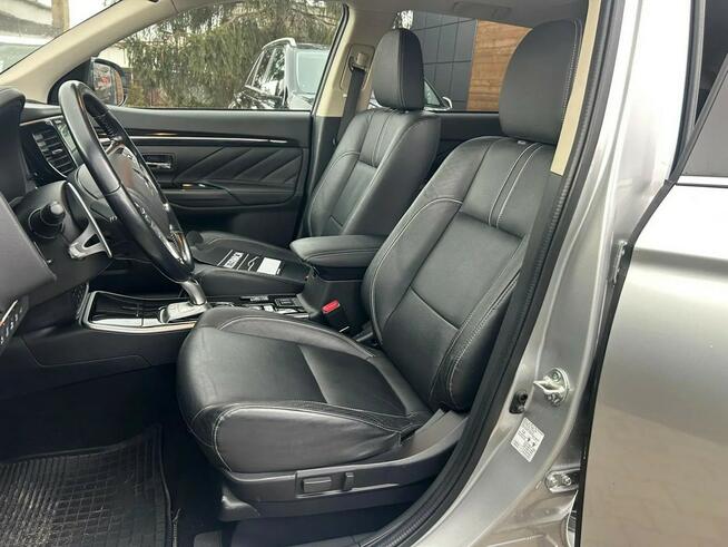 Mitsubishi Outlander Hybryda Niski przebieg zaledwie 33tys