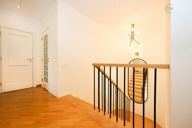 Dom na zamkniętym Osiedlu Kampinos.