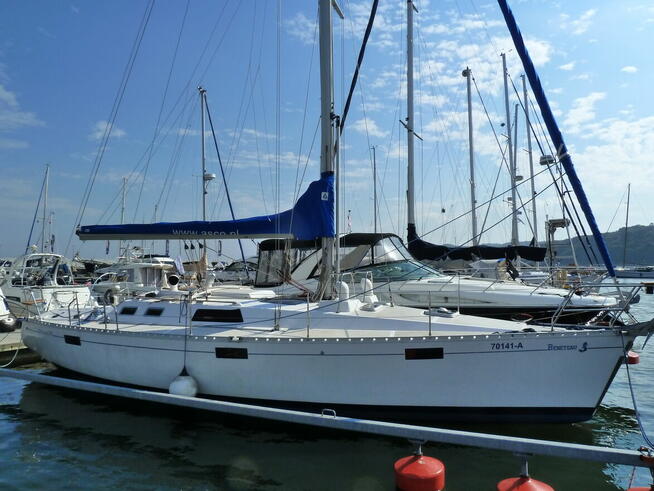 BENETEAU Oceanis 390