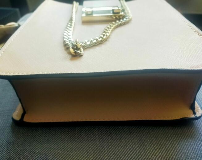 Nowa torebka marki Zara w kolorze beżu