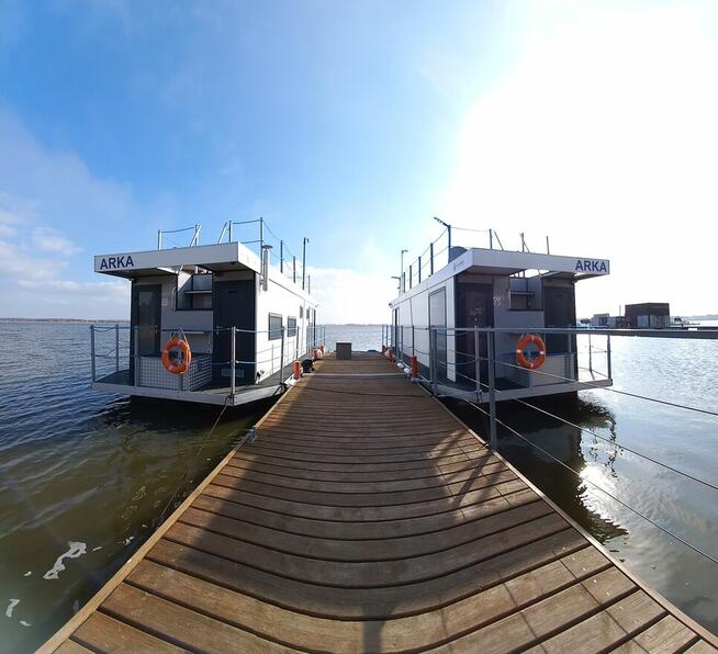 Domki na wodzie ARKA w centrum Mielna