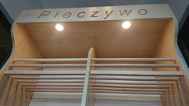 Regał piekarniczy regały piekarnicze meble sklepowe na piecz