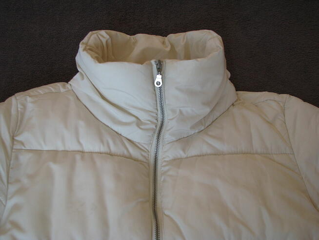 Pikowana, puchata kurtka z wysoką stójką, ecri, rozm 42