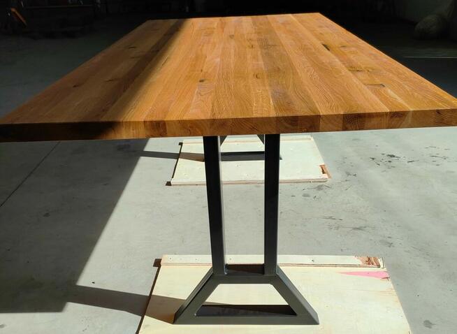 stół dębowy stelaż nogi metalowe loft industrialny z sękami