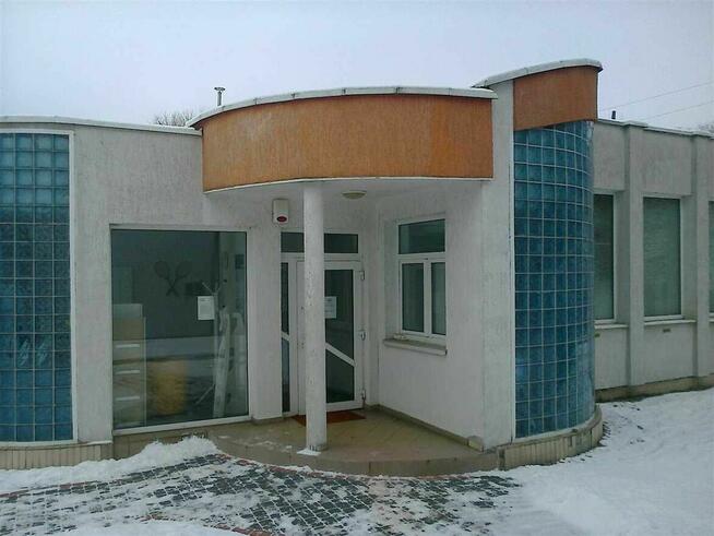 Sprzedam - Hala 17x78: 2 korty i domek klubowy