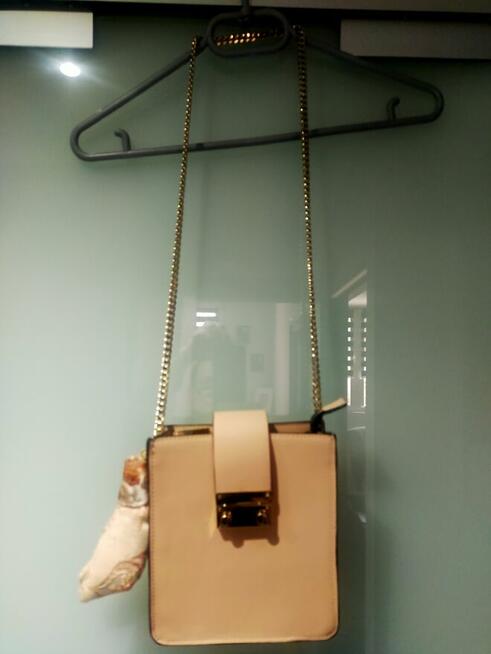 Nowa torebka marki Zara w kolorze beżu