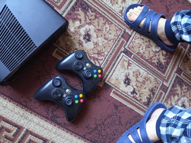 Xbox 360 Przeróbka pendrive 2 płyty Gra +4pady