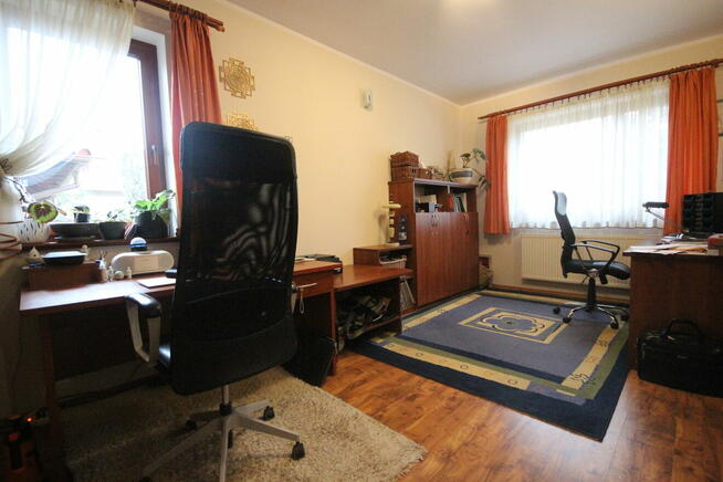 7pok 230met, okolice Wierzbowej GARAŻ/OGRÓD/2005 (Długołęka)